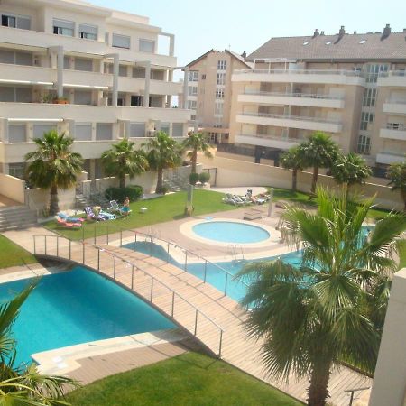 Apartamentos Elegance Дения Екстериор снимка