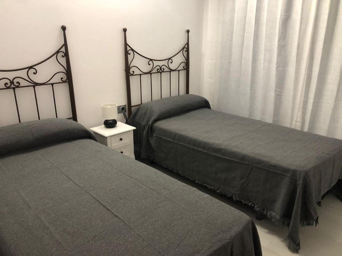 Apartamentos Elegance Дения Екстериор снимка