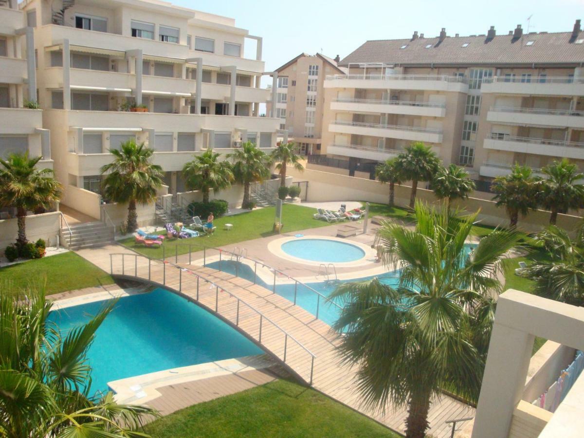Apartamentos Elegance Дения Екстериор снимка