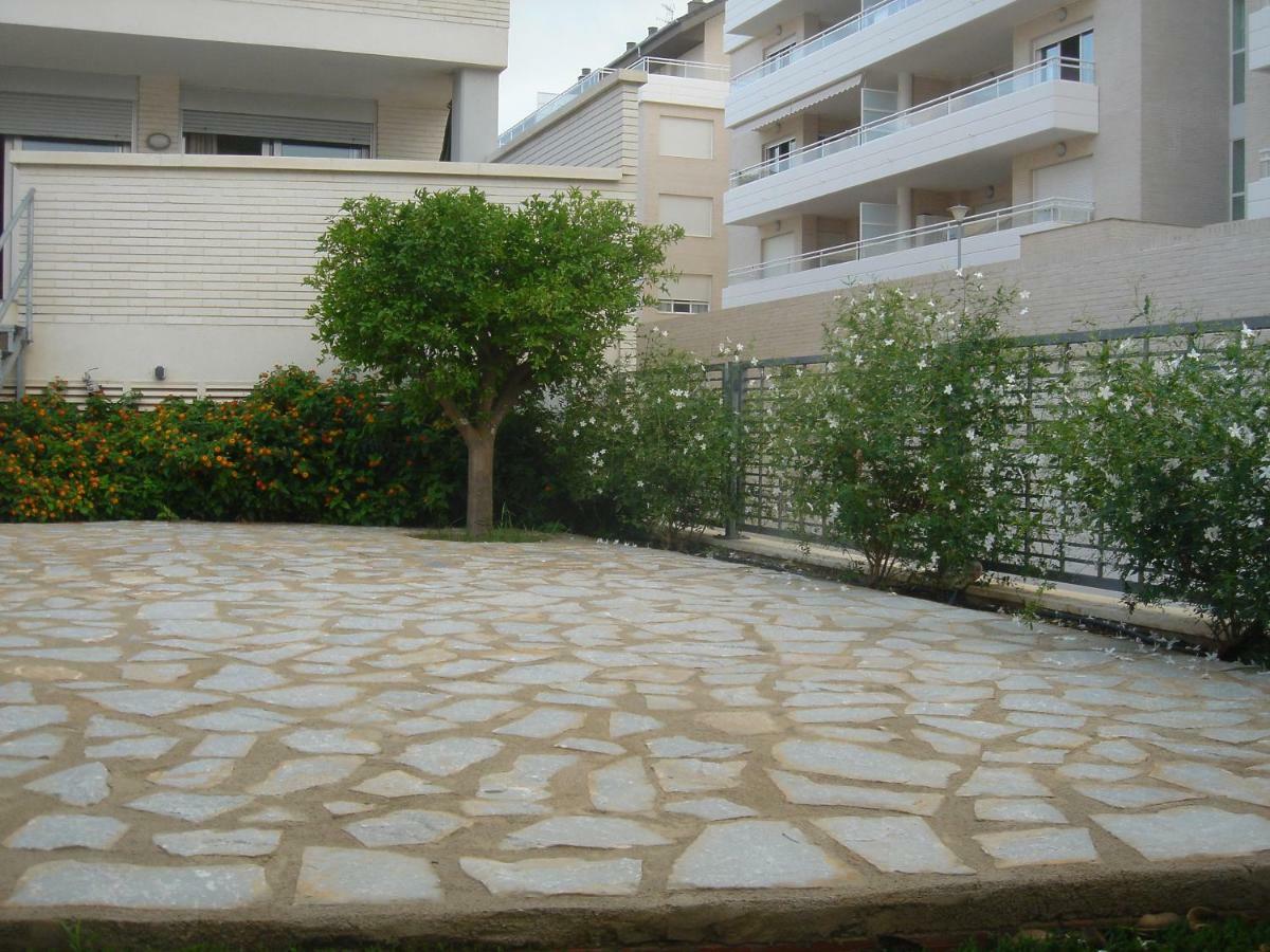 Apartamentos Elegance Дения Екстериор снимка